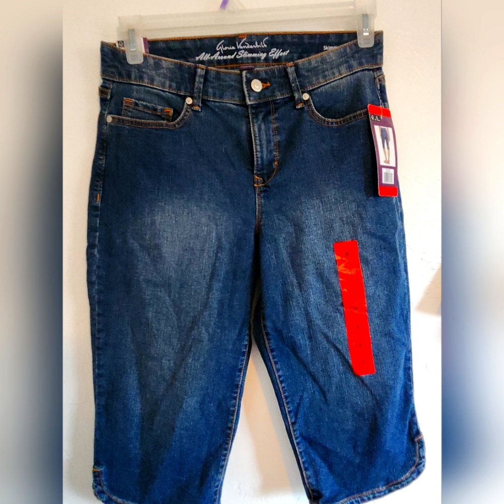 Gloria Vanderbilt all around slimming jeans size 8